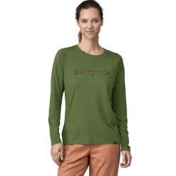 Patagonia Womens Long Sleeved Cap Cool Daily Graphic Shirt - 73 Text Logo-Terrain Green X-Dye Sale