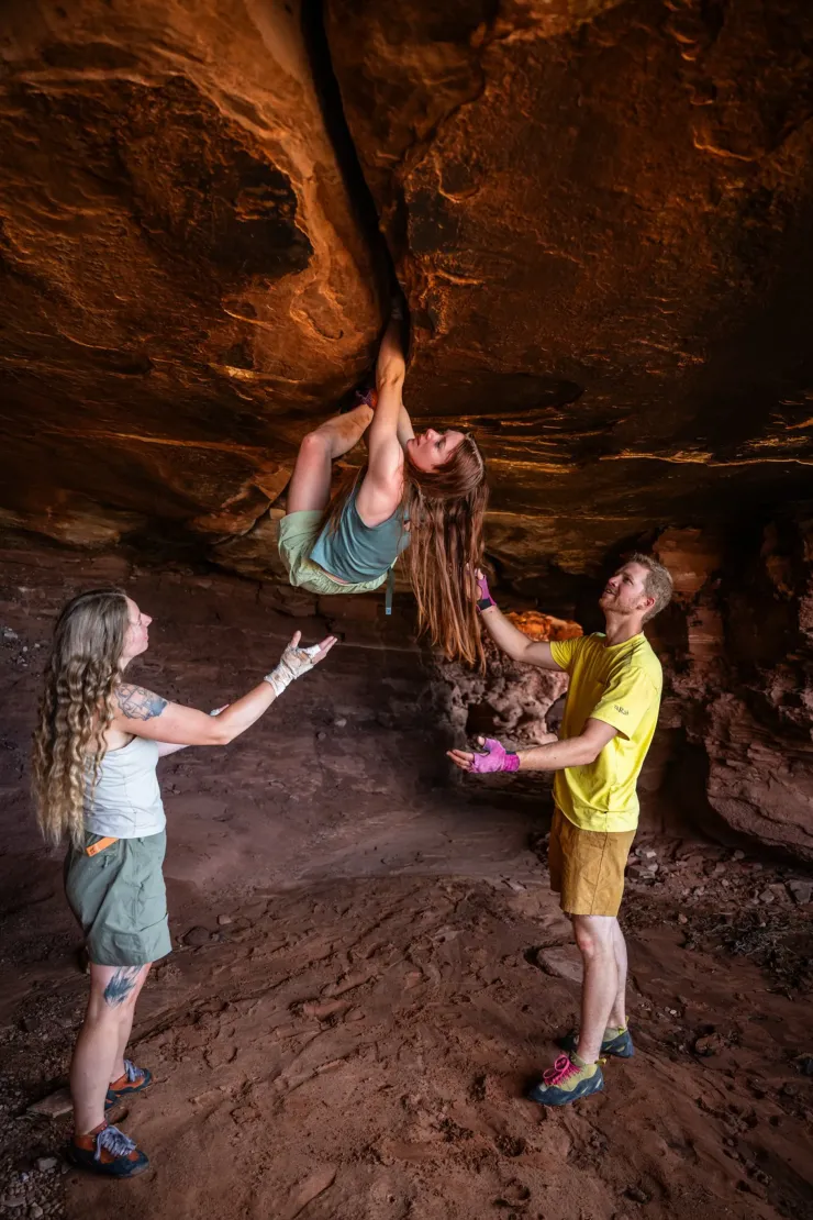 Rab Womens Rowtor Shorts - Light Khaki Hot