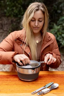 Sea To Summit Detour Stainless Steel Collapsible Pouring Pot - 1.8L Clearance