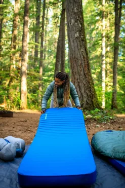 Thermarest Therm-a-Rest MondoKing 3D Self Inflating Mat - Large Discount